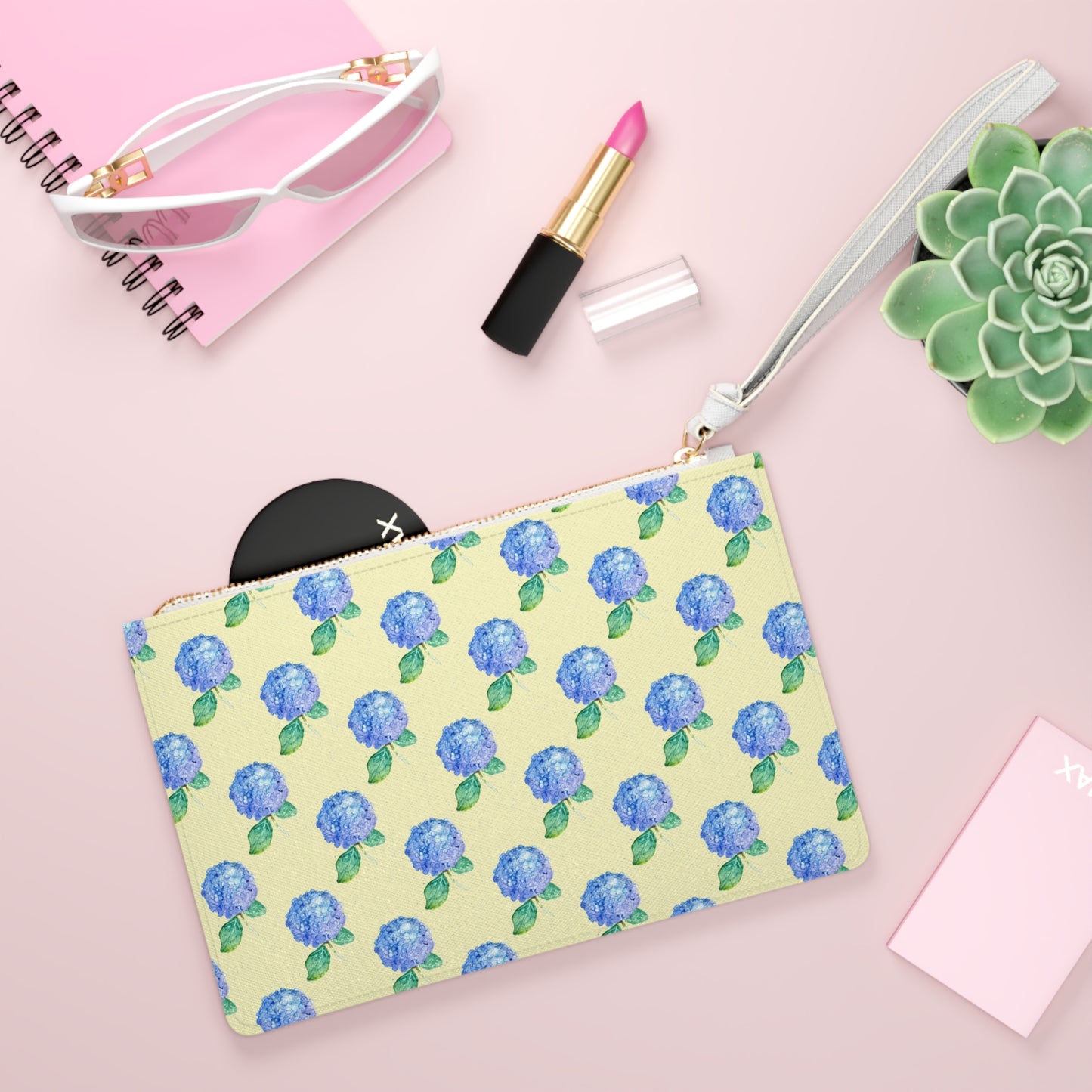 Hydrangea Pattern Clutch Bag — Blue Floral Wristlet Purse